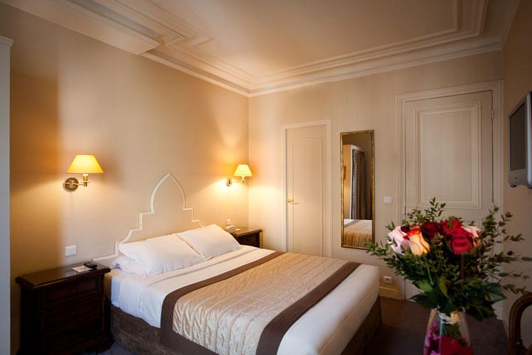 Magda Champs Elysees Paris Exterior photo